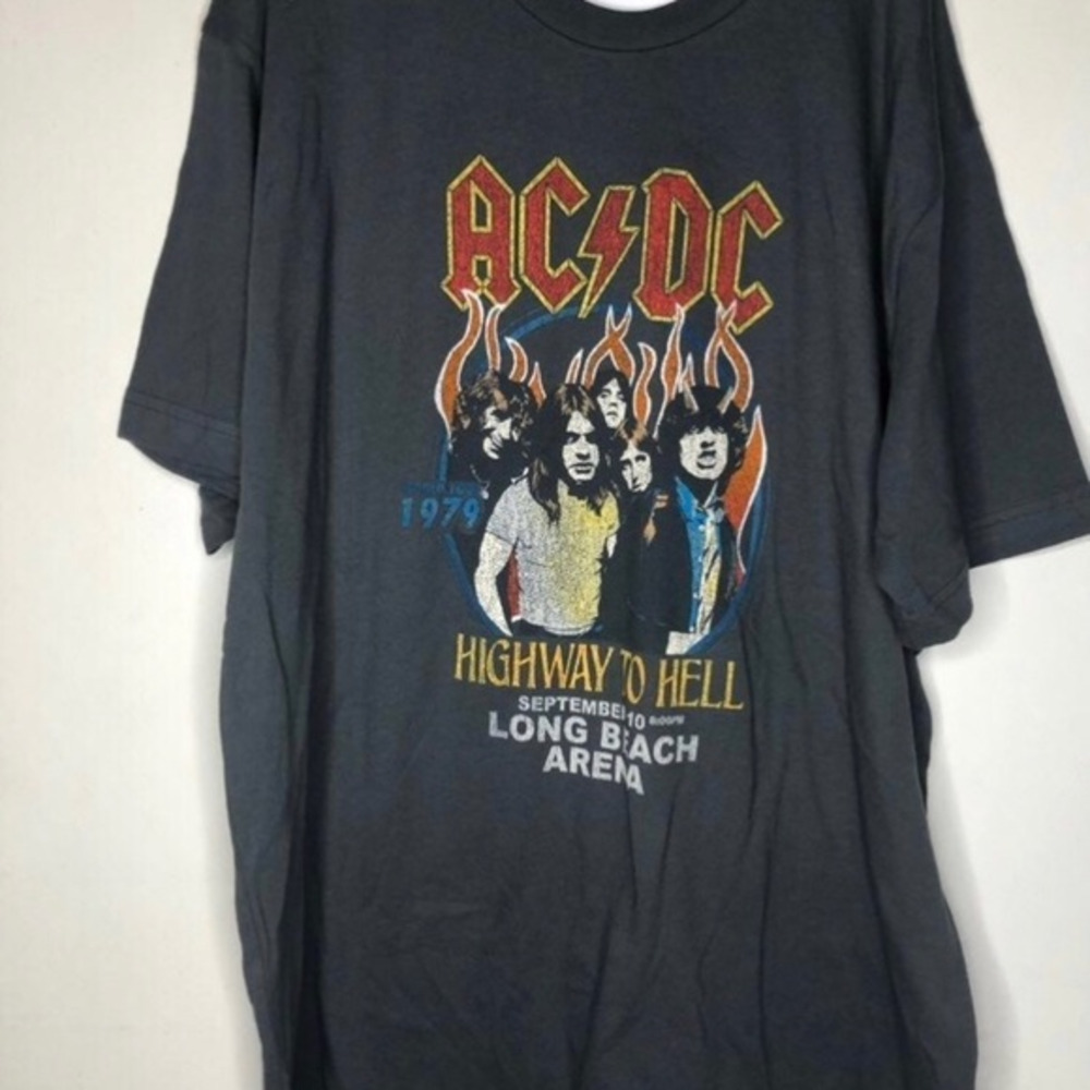 AC/DC Retro 1979‎ Tee with Highway to Hell XLarge
